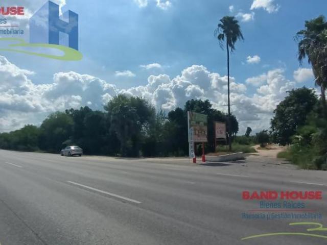 Terreno bardeado entre Reynosa Río Bravo Palo Blanco