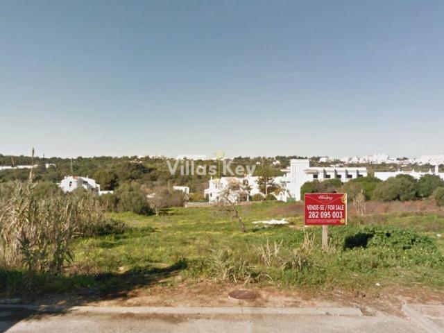 Terreno bem localizado com viabilidade de construção