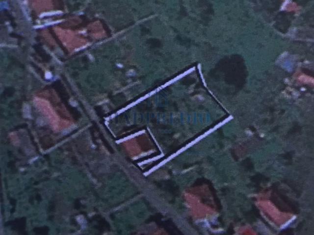 Terreno c/ 1.850 m2