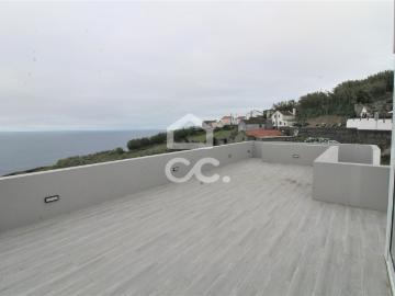 Terreno c/ Moradia com 3 Quartos Remédios Ponta Delgada