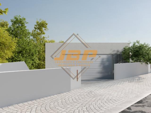 Terreno c/ Projeto Aprovado 2 Moradias