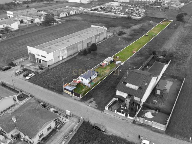 Terreno c/ viabilidade de construção junto à praia Oportunidade Única!
