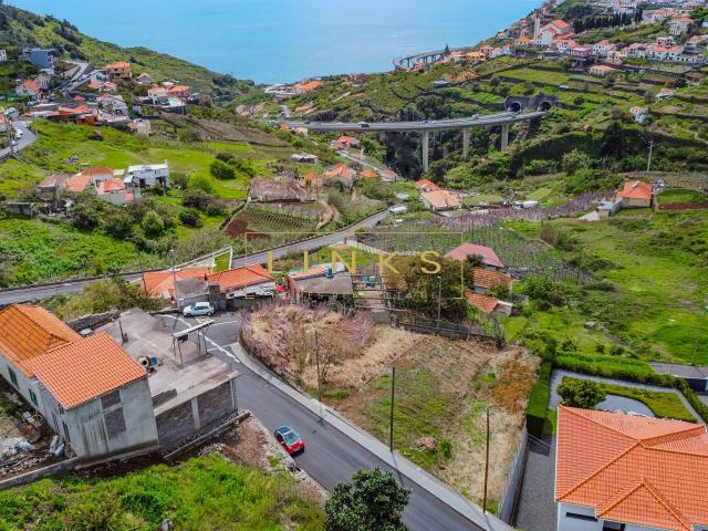 Terreno Campanário 557m2 Com vista para o Mar