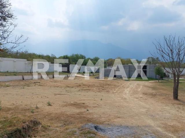 Terreno campestre residencial de 8,128m2 a 5 min del centro de Allende NL en La Cascara Montemorelos
