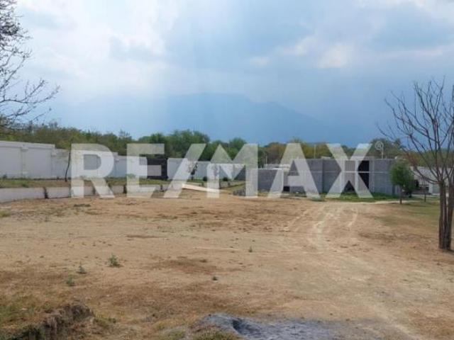 Terreno campestre residencial de 8,128m2 a 5 min del centro de Allende NL en La Cascara Montemorelos