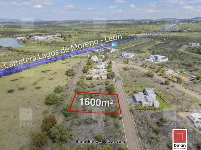 Terreno Campestre Residencial de 1,600 m2 en Venta en Valle de Los Reyes, Lagos, Jal