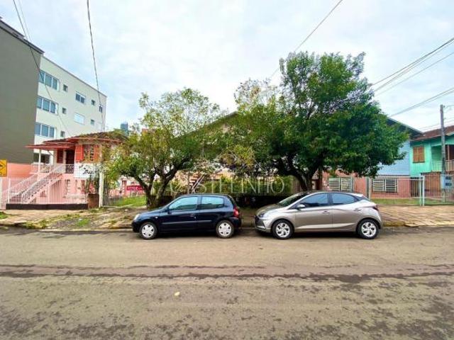 TERRENO CENTRAL COM 777,02 M² PARA EDIFICAÇÃO