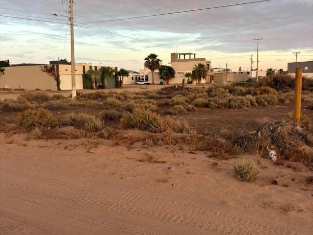Terreno centrico para desarrollar casas en Puerto Pe?asco