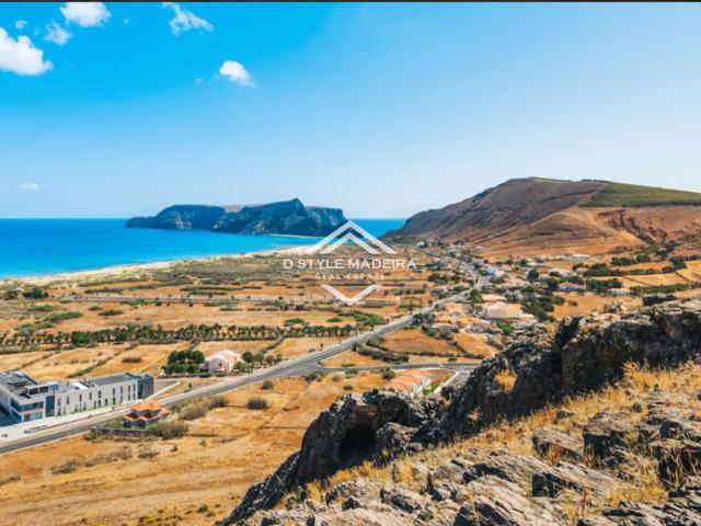 Terreno com 41.800m2, Porto Santo