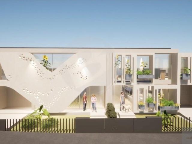Terreno com 440 m², com projeto aprovado em Aver o Mar