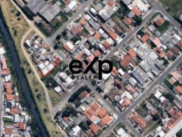 Terreno com 453 m² em Pinhais Duas frentes