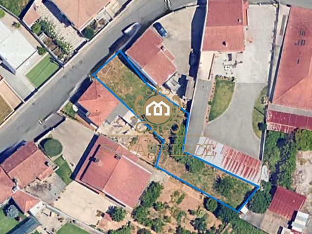 Terreno com 460 m2 em São Roque, Oliveira de Azeméis