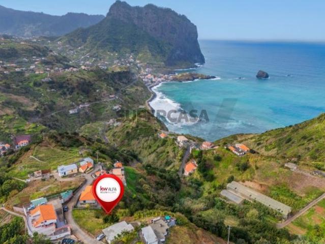 Terreno com 4625 m2 com Viabilidade de Unidade de Turismo