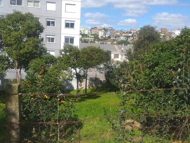Terreno com 465m², frente norte no bairro São Leopoldo