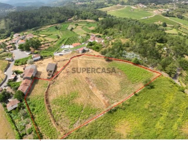 Terreno com 4.446 m², Excelente Exposição Solar e Vistas Desafogadas Oportunidade Única