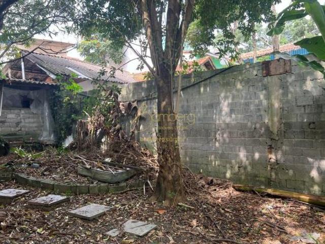 TERRENO COM 500M² ZONA COMERCIAL EM SANTO AMARO