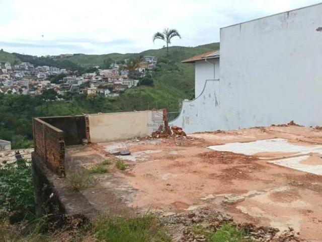 Terreno com 525m² próximo ao centro