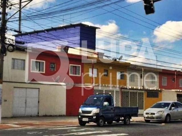TERRENO COM 580M² DE ÁREA CONSTRUÍDA À VENDA EM SÃO MIGUEL