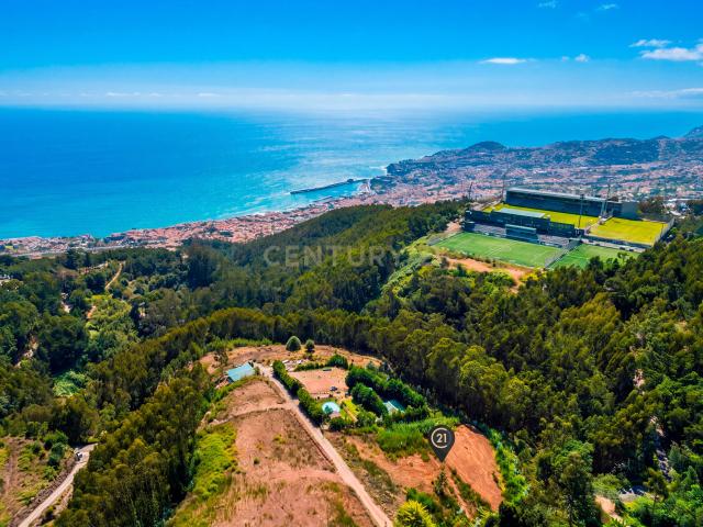 Terreno com 5.140 m² Excelente Oportunidade de Investimento na Madeira
