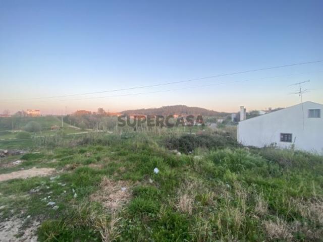 Terreno com 5.300 m² na Granja do Ulmeiro Excelente Oportunidade!