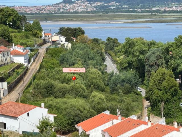 Terreno com 6000m2 em Seixas, Caminha Junto ao Rio Minho