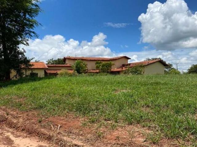TERRENO COM 600m² A VENDA NO RIVIERA DE SANTA CRISTINA II ITAI/SP