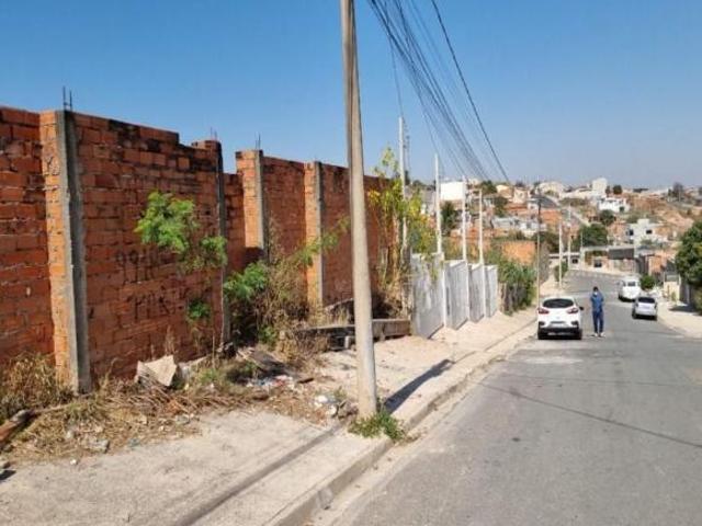 Terreno com 600m² para venda no Satélite Íris, Campinas SP
