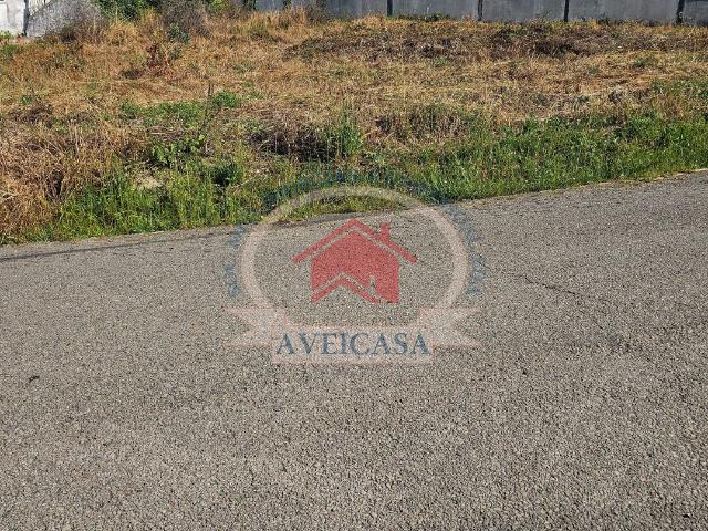 Terreno com 624 m2 para moradia em Aradas