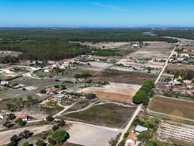 TERRENO COM 6.173 M² | POTENCIAL DE DESENVOLVIMENTO | BRANCA, CORUCHE