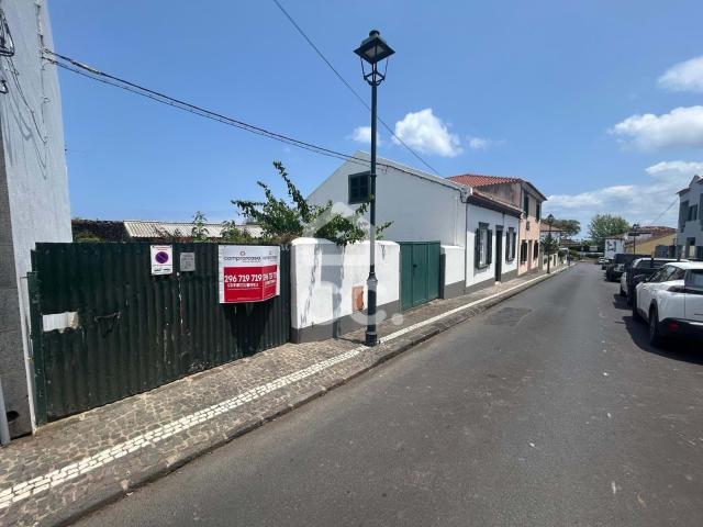 Terreno com 6.420,00 m2 Capelas