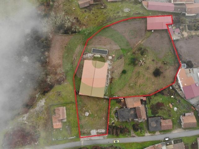 Terreno com 6 500m2