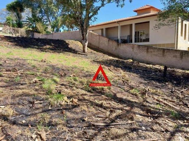 Terreno com 730 m², no bairro dos Carneiros próximo ao Acampamento Lírio dos Vales em Piranguinho M