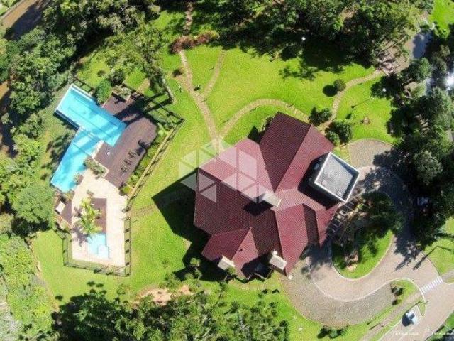 TERRENO COM 760M² NO BELLE VILLE