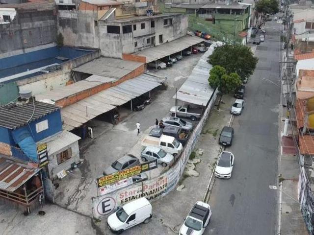 Terreno com 818M² na Av. do Oratório