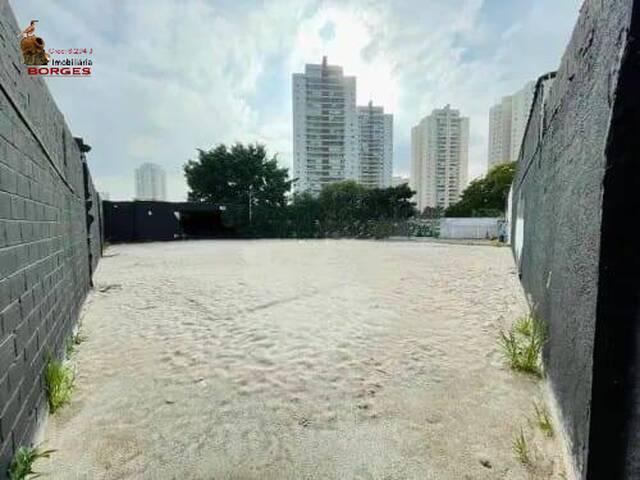 TERRENO COM 824M² PARA LOCAÇÃO NA ZONA SUL