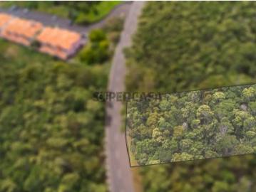Terreno com 854m² e Potencial de Construção até 300m²