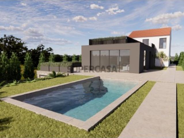 Terreno Urbano com 856m2 PIP em Aprovação na Portela de Sintra