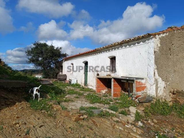 TERRENO COM 85.380 M2 COM RUINAS POÇO COM ÁGUA POSSIBILIDADE DE CONSTRUÇÃO MORADIA TURISMO BELICHE CASTRO MARIM ALGARVE