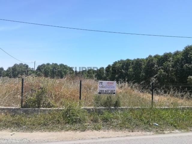 Terreno com 8.100m2 na Falfosa / Faro