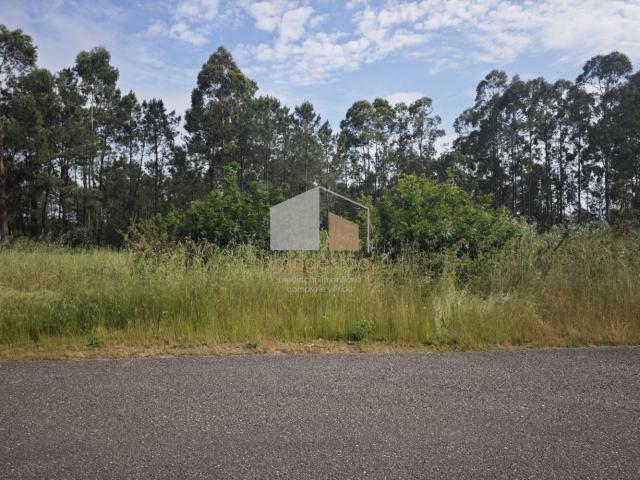 Terreno com 920M2
