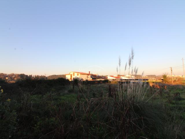 Terreno com 975m2 Touguinha Vila do Conde