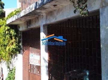 Terreno com 13,30 de Frente com Pequeno Aclive