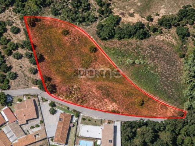 TERRENO COM 1003 m² E VISTAS DESAFOGADAS | COVÃO ANADIA