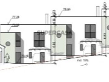 Terreno com 1050m2 com viabilidade de construção p/ 4 moradias! PIP aprovado!