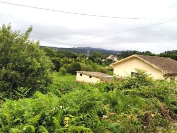 Terreno com 1050m² em Fiães