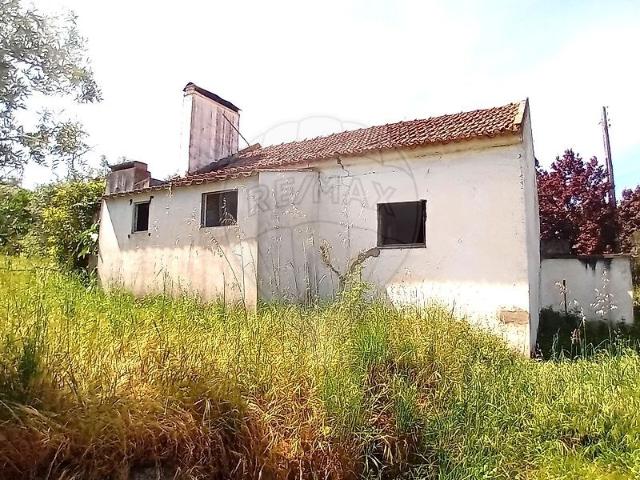 Terreno com 10.198 m² em Paul, Coruche | Moradias para reconstrução