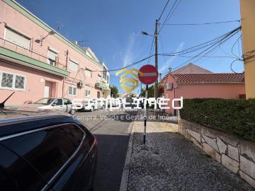 Terreno com 10 divisoes Baixa da Banheira FM/DD