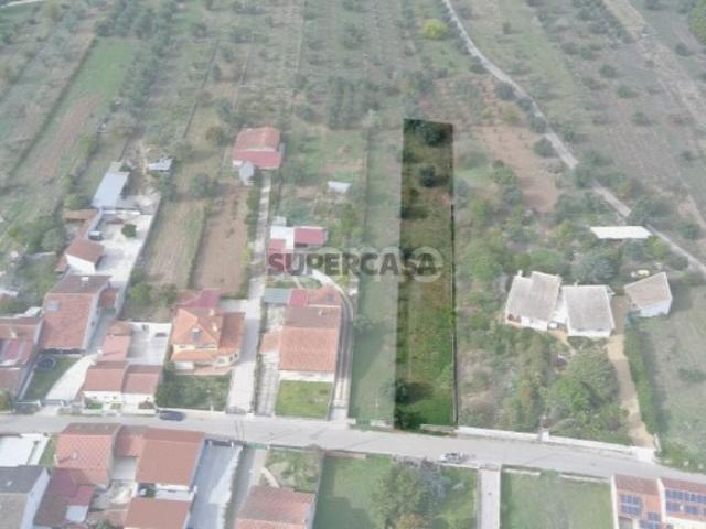 Terreno com 1110 m2 em Fornos de Cadima