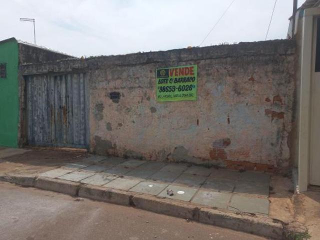 Terreno com 126 m² à venda em Santa Maria