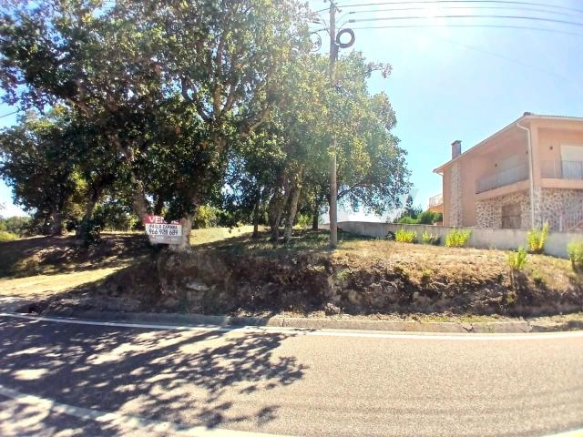 Terreno com 12.800 m² e 500 m² de área de construção — natureza e tranquilidade